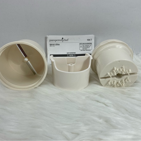 Pampered Chef Spiral & Slice - Picture 2 of 8